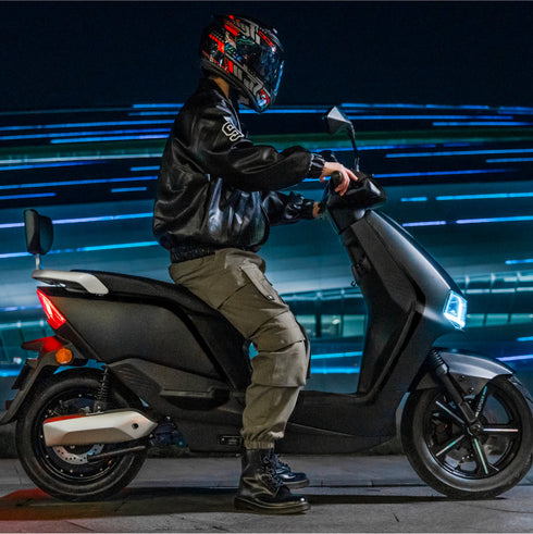 Lightning 3000 - 30 Ah HMP Electric Moped